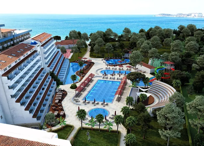 Batıhan Beach Resort&Spa Kuşadası